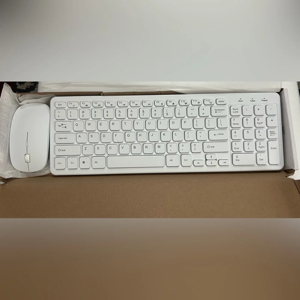 Wireless White Keyboard and Mouse Combo